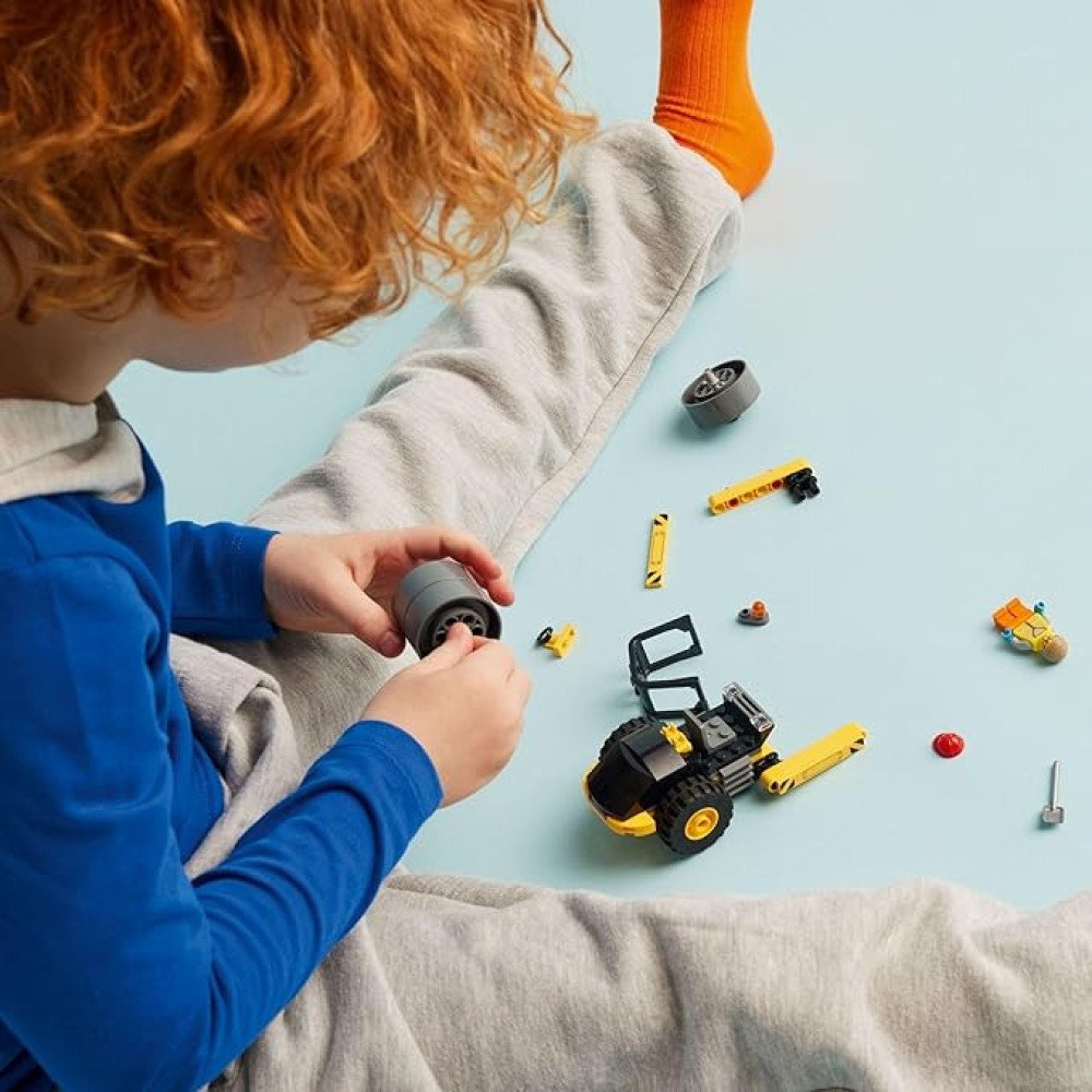 LEGO City Construction Steamroller Toy Playset, Fun Gift, Construction Toy Set for Kids Aged 5 Years Old Plus, Model Truck with a Worker Minifigure, Imaginative Play for Boys and Girls