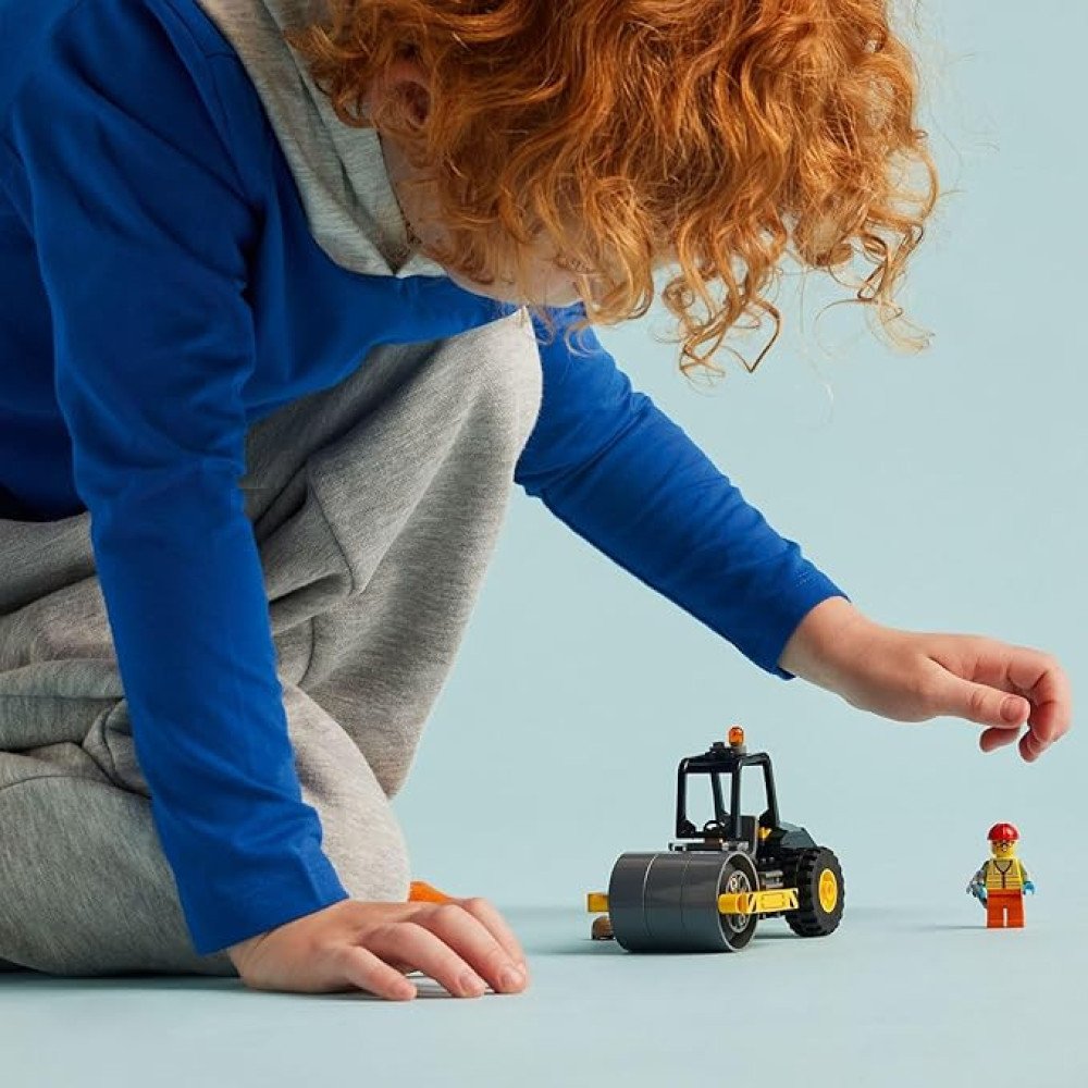 LEGO City Construction Steamroller Toy Playset, Fun Gift, Construction Toy Set for Kids Aged 5 Years Old Plus, Model Truck with a Worker Minifigure, Imaginative Play for Boys and Girls