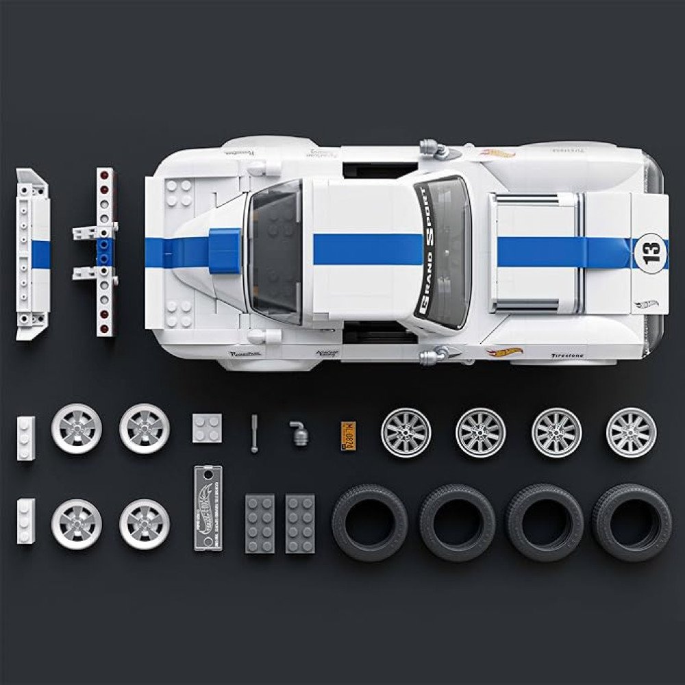 Mattel Brick Shop Hot Wheels Elite Series Building Set, Corvette Grand Sport with 918 Pieces, Realistic Details and Custom Decals, Adult Collectors and Kids Ages 10+